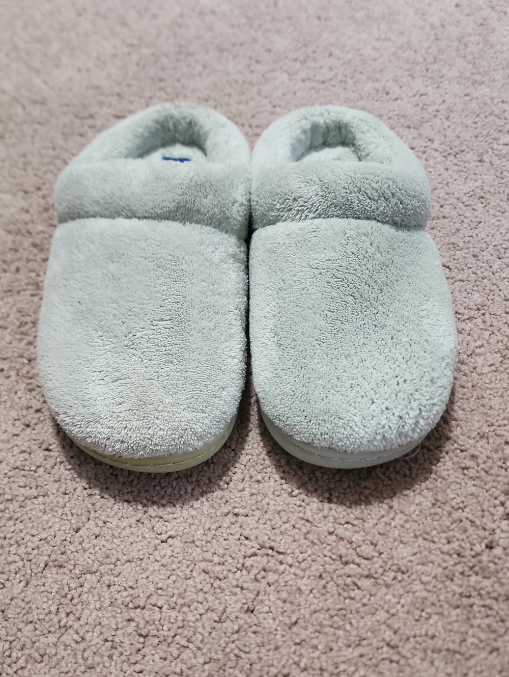 Tempur-Pedic Plush Slip-On Slippers - Light Mint